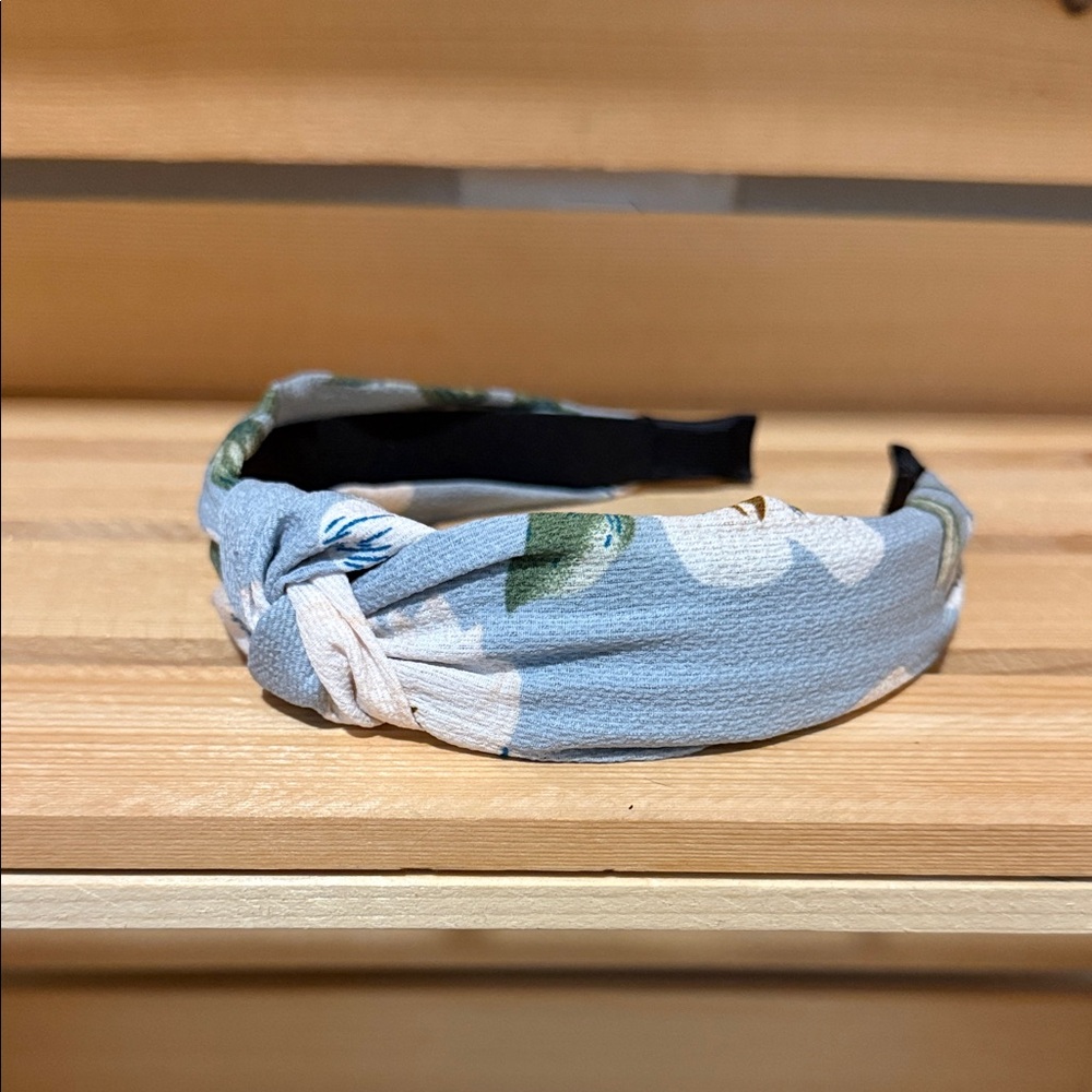 Floral Knot Headband in Light Blue